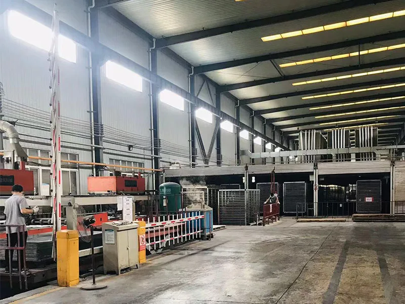 Capacité de production journalière : 30,000 XNUMX m²