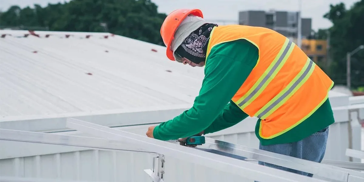 هل لوح أكسيد المغنيسيوم مقاوم للماء؟