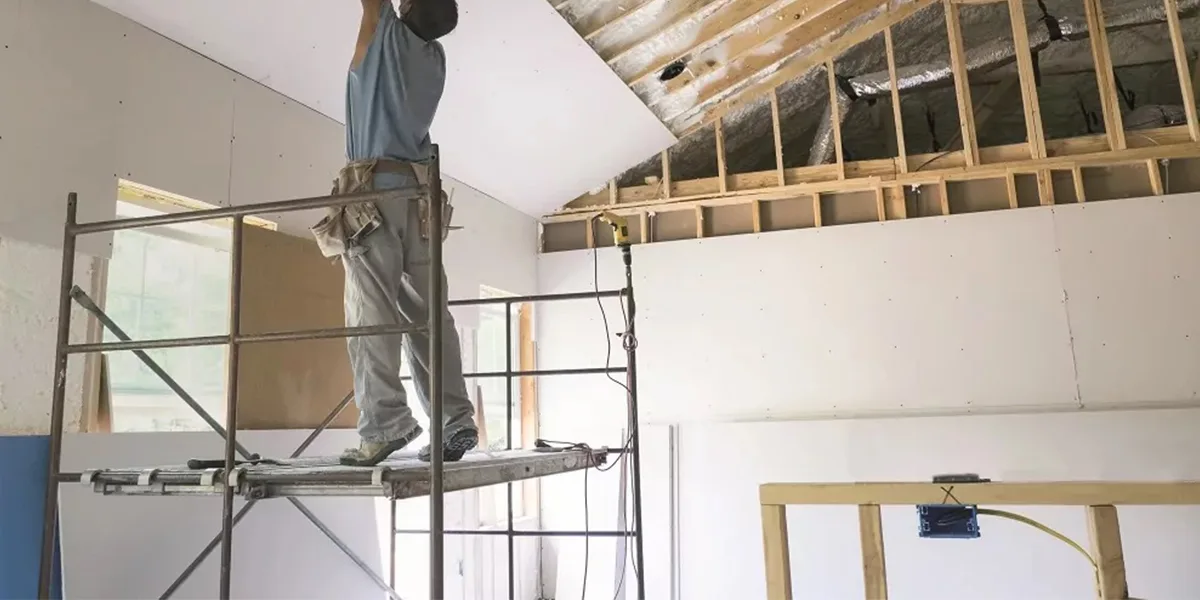 installation de panneaux de revêtement en oxyde de magnésium