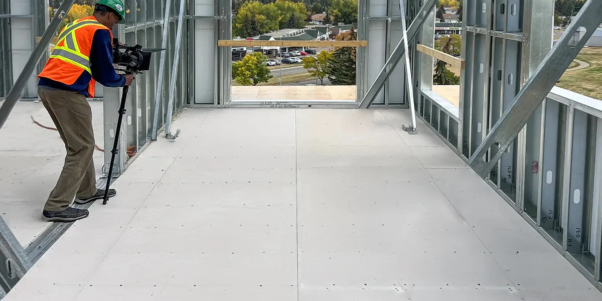 Matériaux de sous-plancher résistants à l'eau