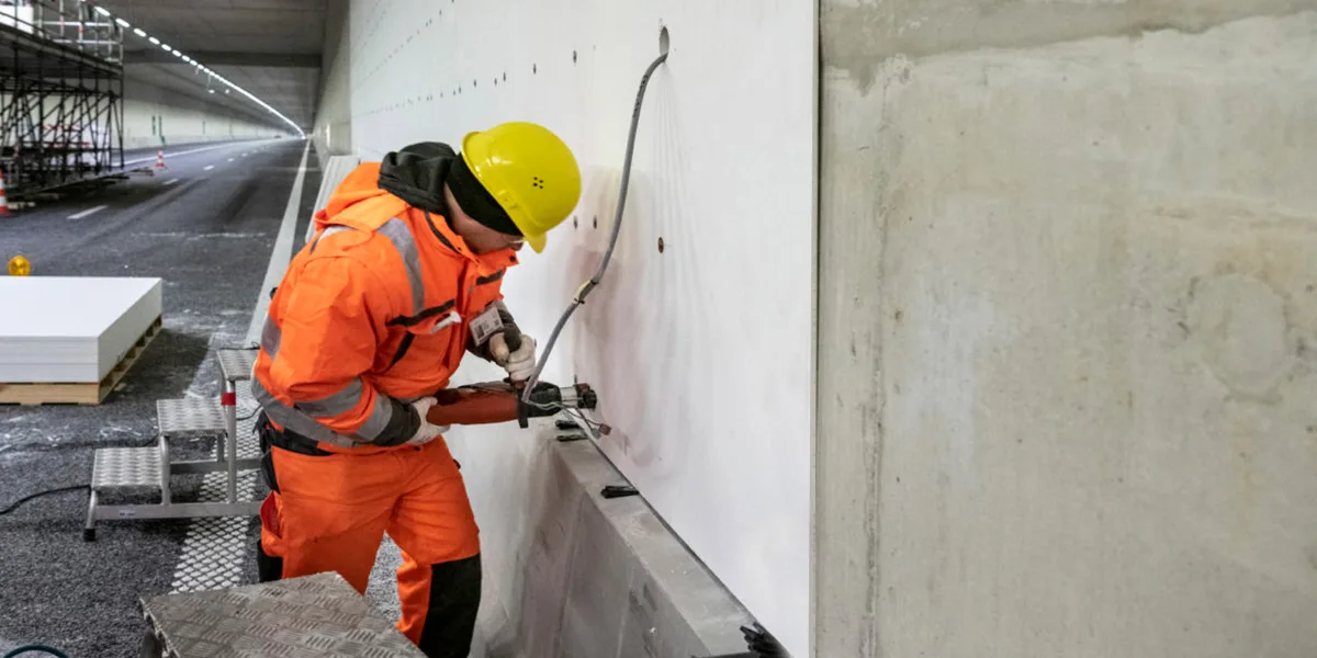 Installation von Zementplatten