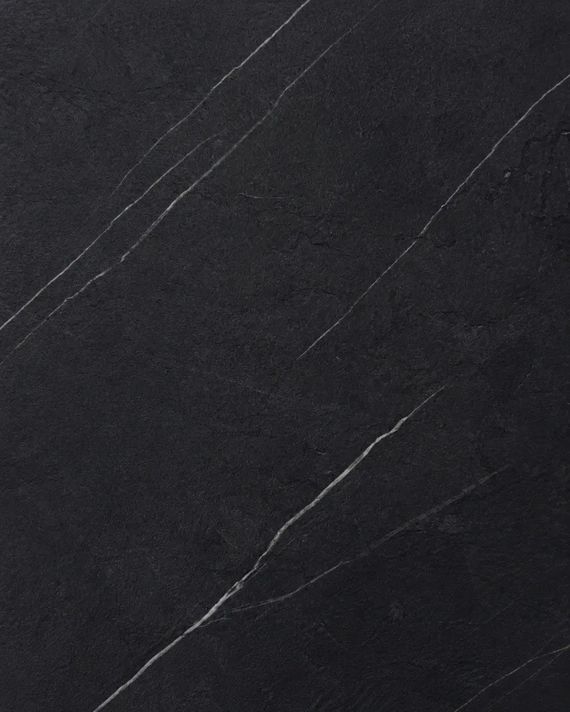 Référence de finition décorative aspect marbre noir veiné pour panneau mural en MgO